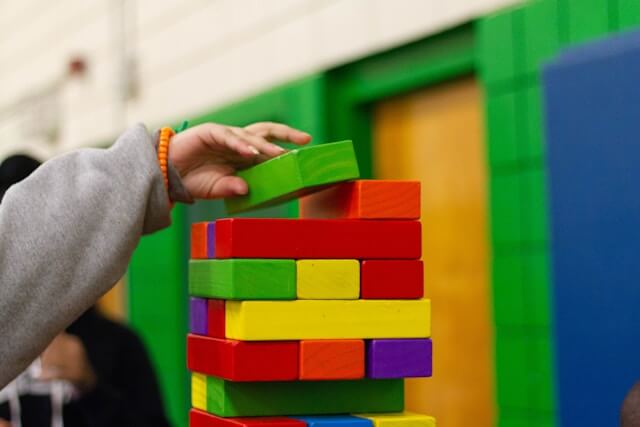 Quiet Activities for Toddlers (That Actually Keep Them Busy) - GoCozyy Play Blankets